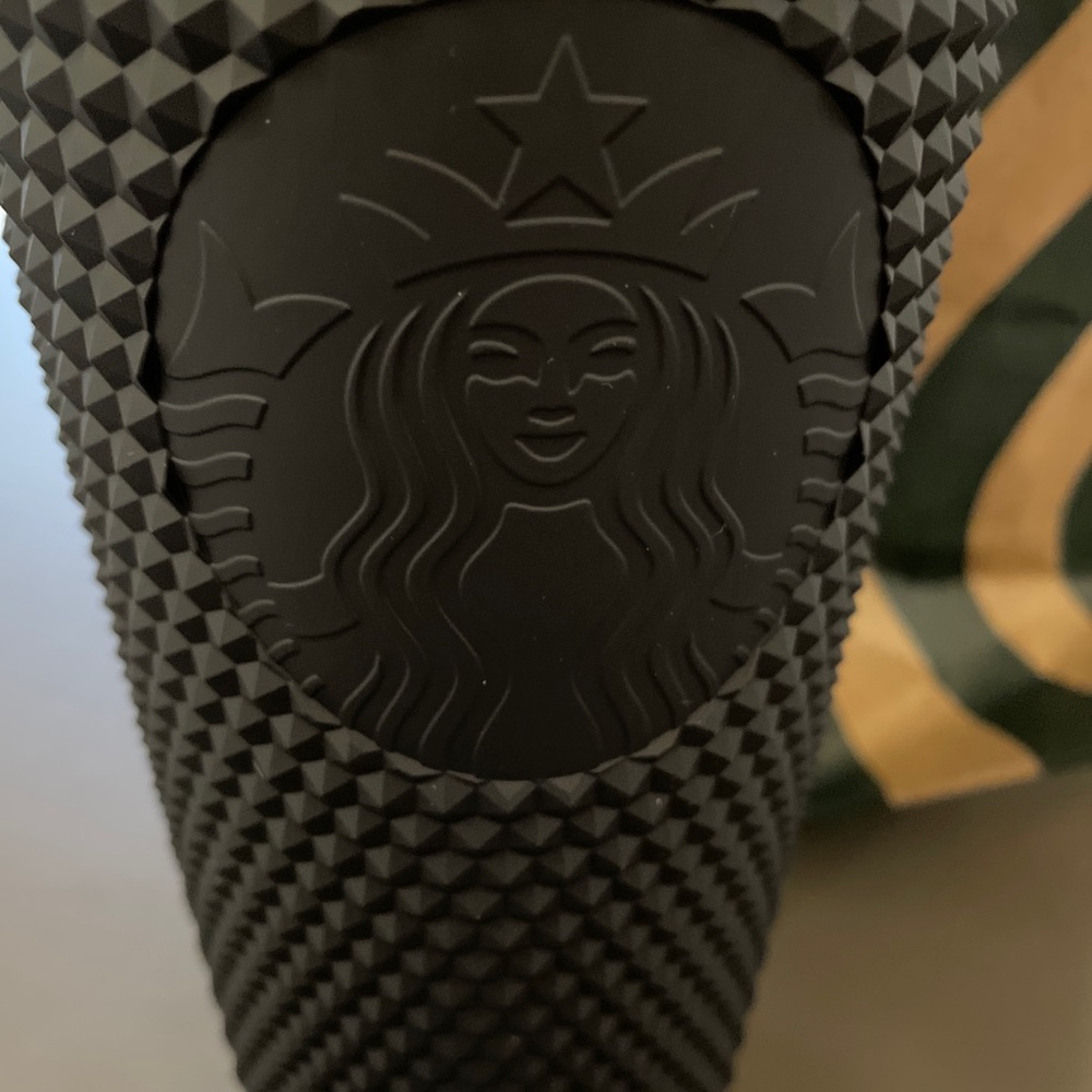 ♥️Limited♥️Starbucks Black Matte Studded Tumbler 24oz
